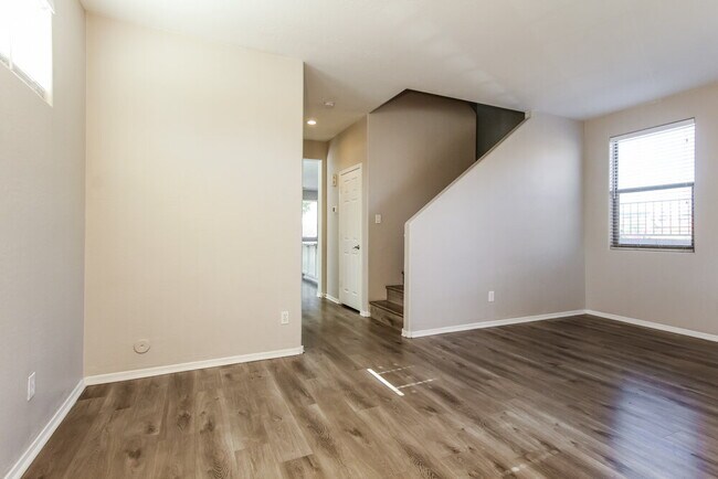 Photo - 3020 S 94th Ave