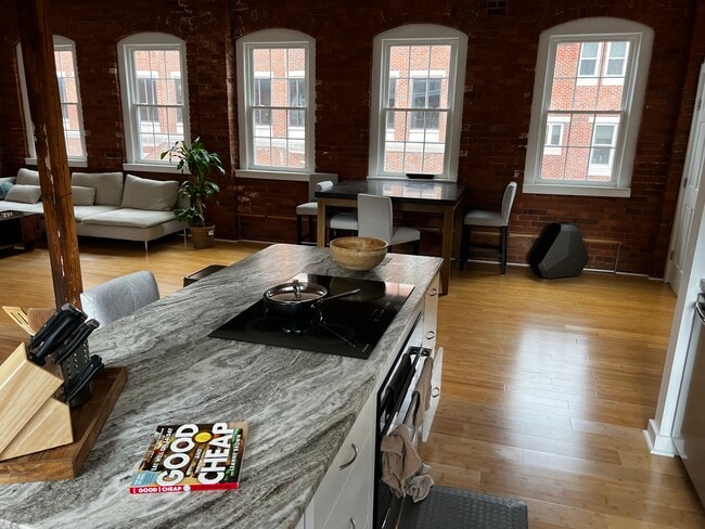 Photo - 102 Audubon St Unit 3rd Floor