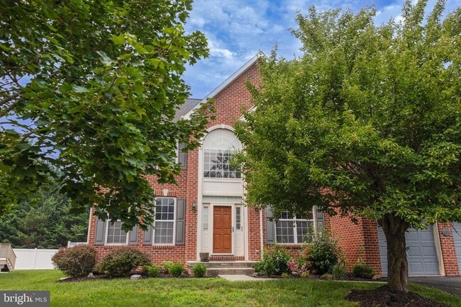 Building Photo - 105 Ticonderoga Dr