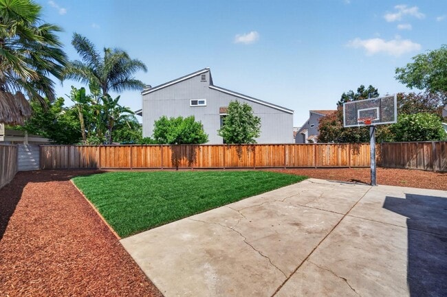 Photo - 4971 Geomax Ct