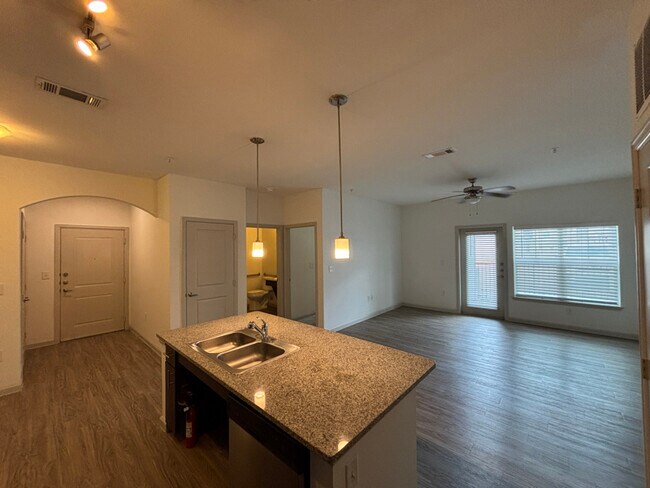 Building Photo - 1271 Sadler Drive