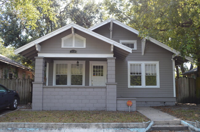 Photo - 2536 Phyllis St House