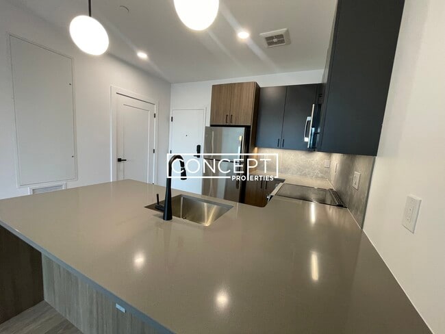 Photo - 199 Gardner St Unit 401TS