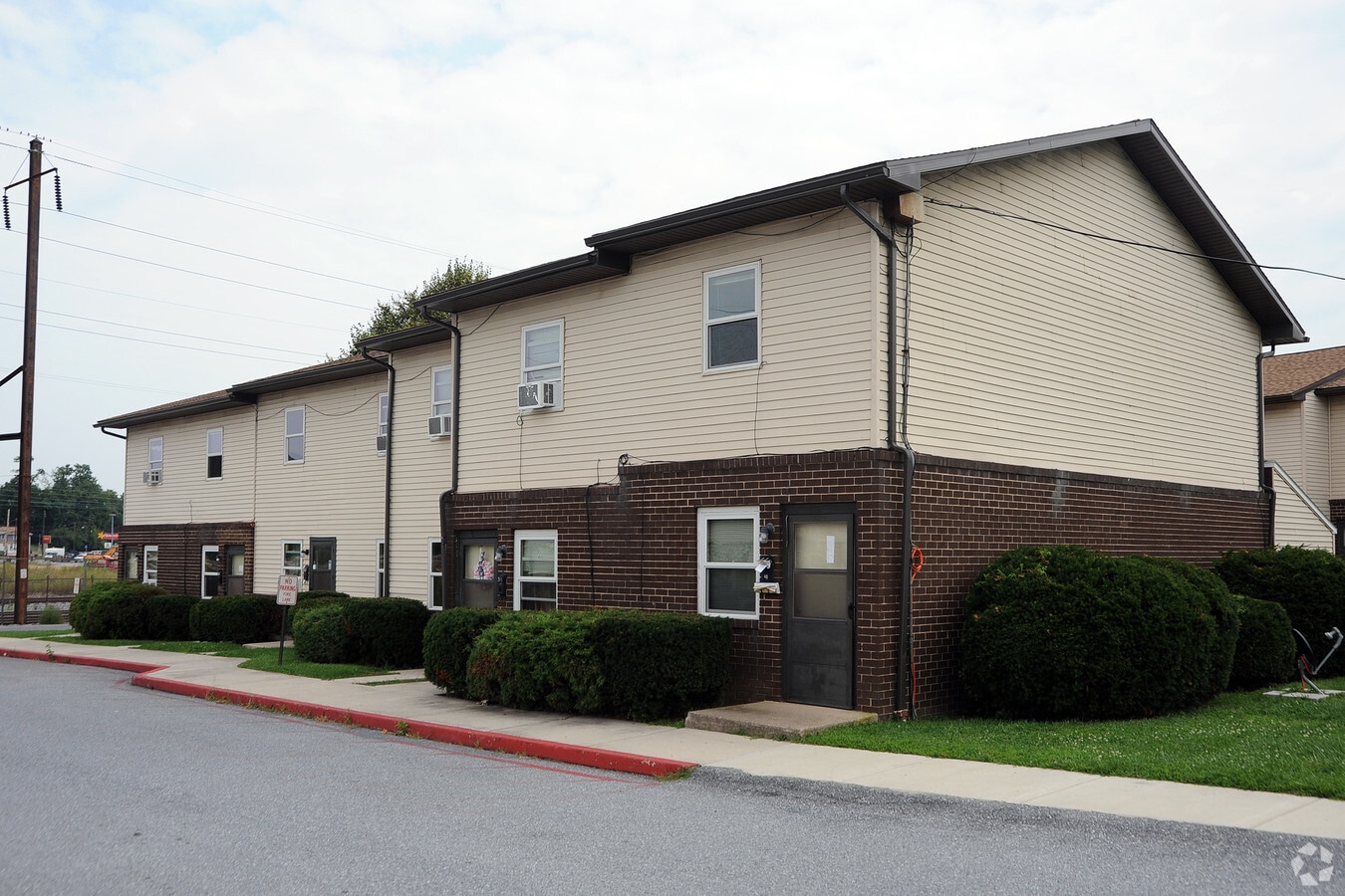 Photo - Genesis Court