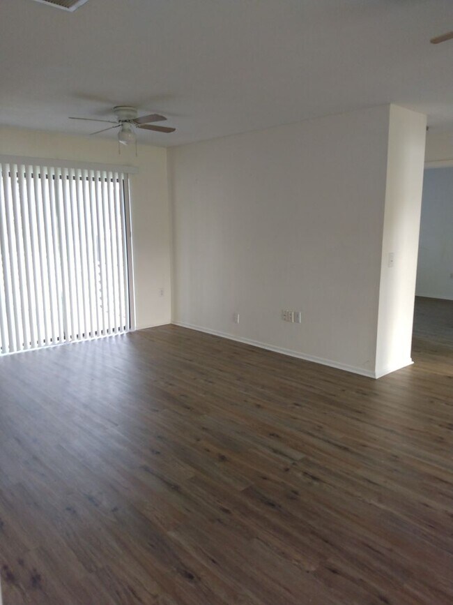 Photo - 3 bedroom 2 bathroom Pool House price redu...