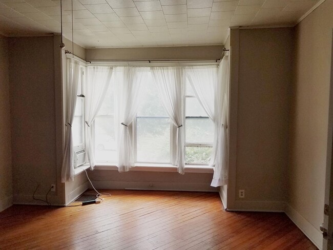 Photo - 629 N Gilbert St Unidad 1