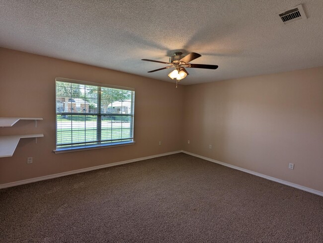 Photo - 9768 Parker Lake Cir