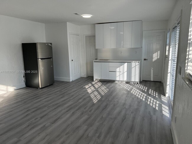 Photo - 19122 NW 36th Ave Unit B