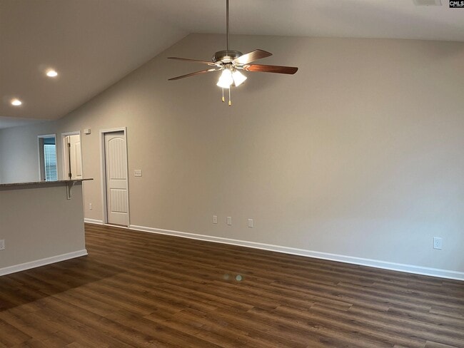 Photo - 304 Jubilee Clock Dr