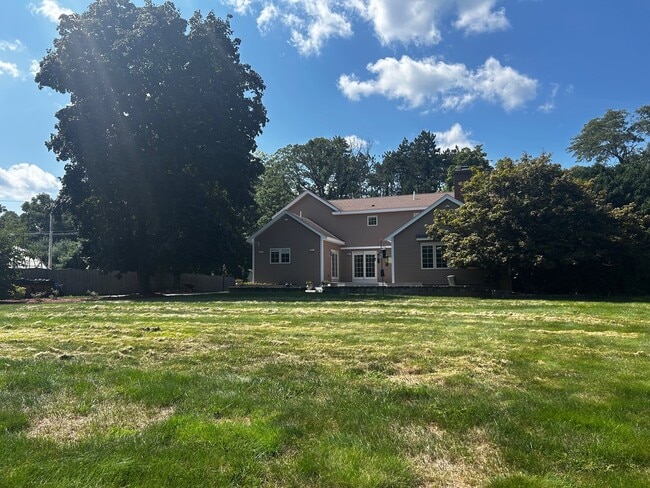 22 Hudson Rd