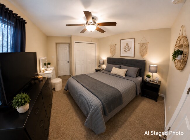 Photo - Large Fenced-in Backyard + Stainless Steel Appliances! Available August 5th!