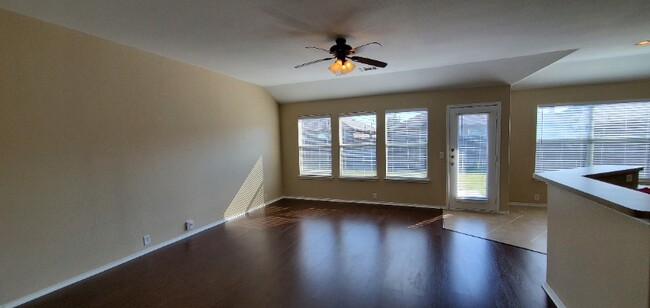 Photo - 1808 Morning Dove Dr