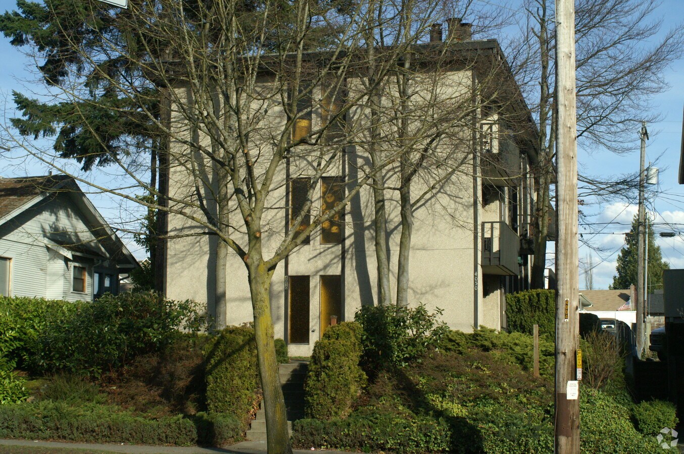 Photo - California Avenue Apartments