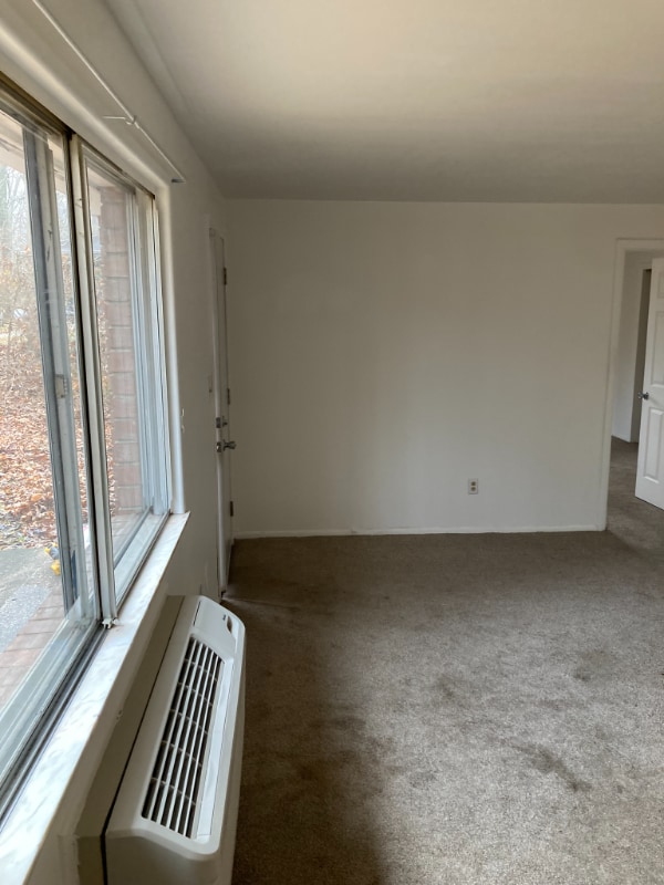 Photo - 460 Wells Dr Unit B