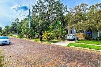 Photo - 700 13th Ave S