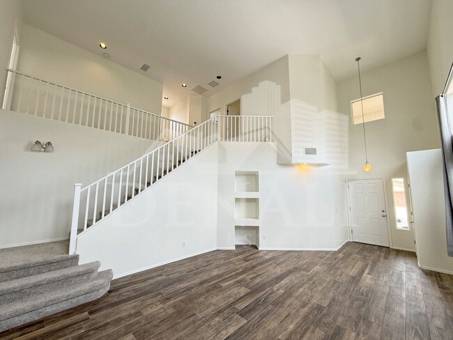 Photo - 1275 E Marcella Ln