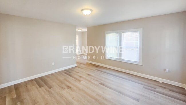 Photo - 1912 W Grace St