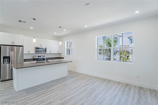 Photo - 5816 Shell Cove Drive