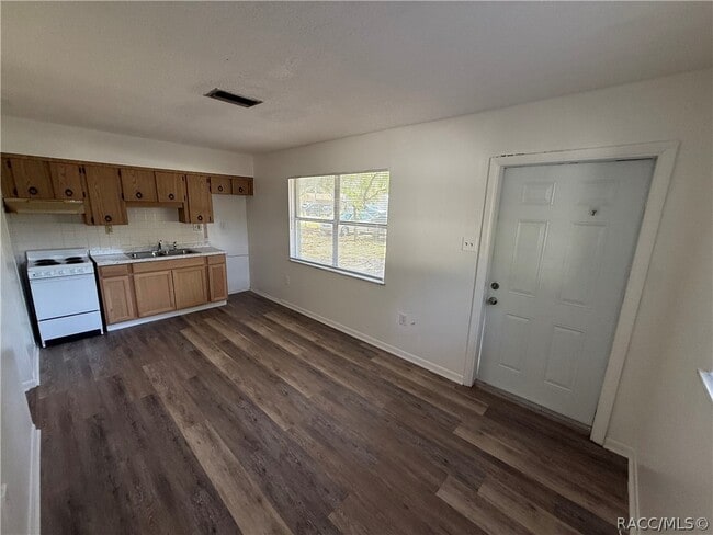 Photo - 7125 W Porpoise Dr