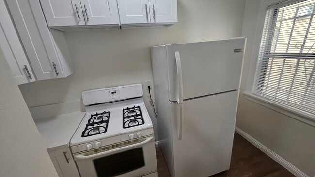 Photo - 727 S Coronado St Unidad 102