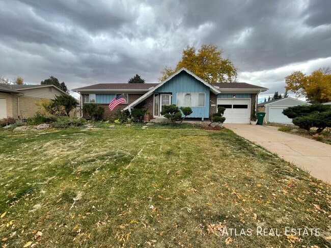 Photo - 640 E Easter Ave