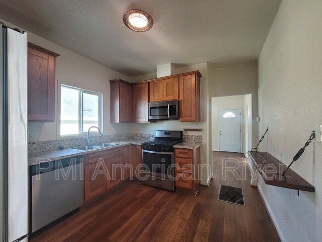 Photo - 3102 40th St