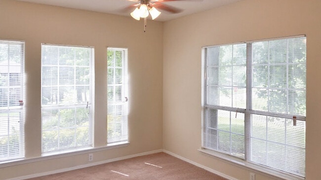 Photo - 3154 Snapfinger Ln
