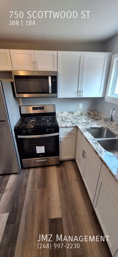 Photo - 750 Scottwood St