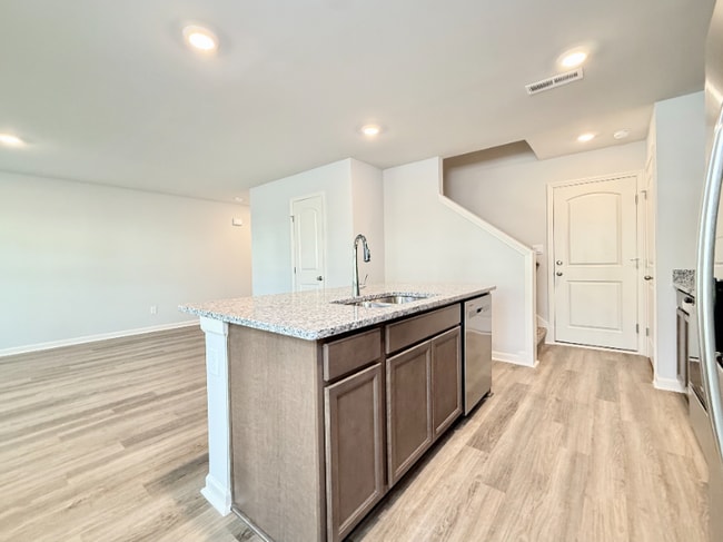 Photo - 21432 Scuttle St