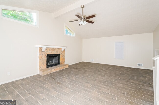 Photo - 491 Pennybrook Dr