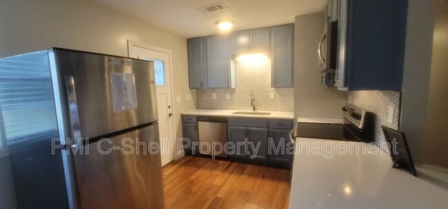 Photo - 3405 W Yonge St