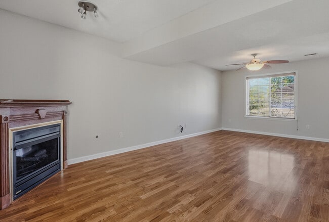 Photo - 707 Boulder Dr