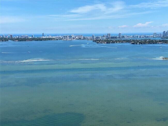 Photo - 650 NE 32nd St Unit 4501