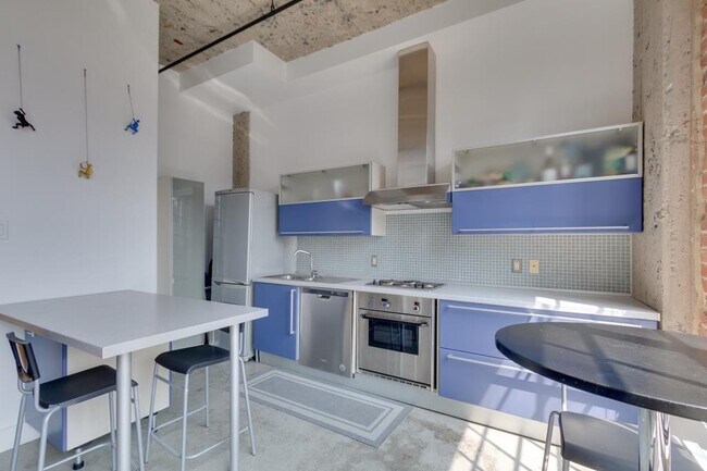 Photo - 454 Rue De la Gauchetière O