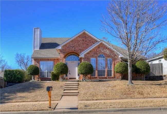 Building Photo - 8435 Creekside Cir