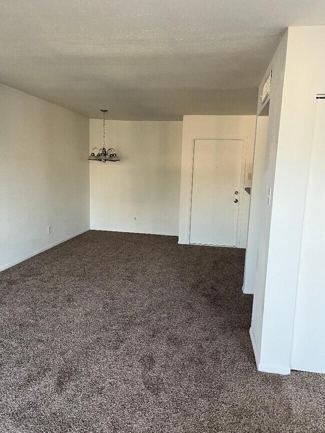 Photo - 2820 S Bartell Dr Unit 37