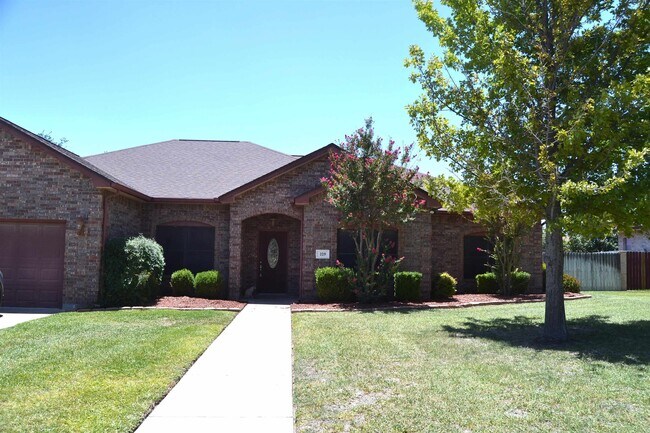 Photo - 225 Saddle Blanket House