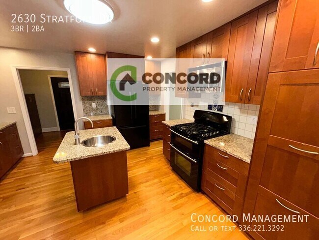 Photo - 2630 Stratford Dr