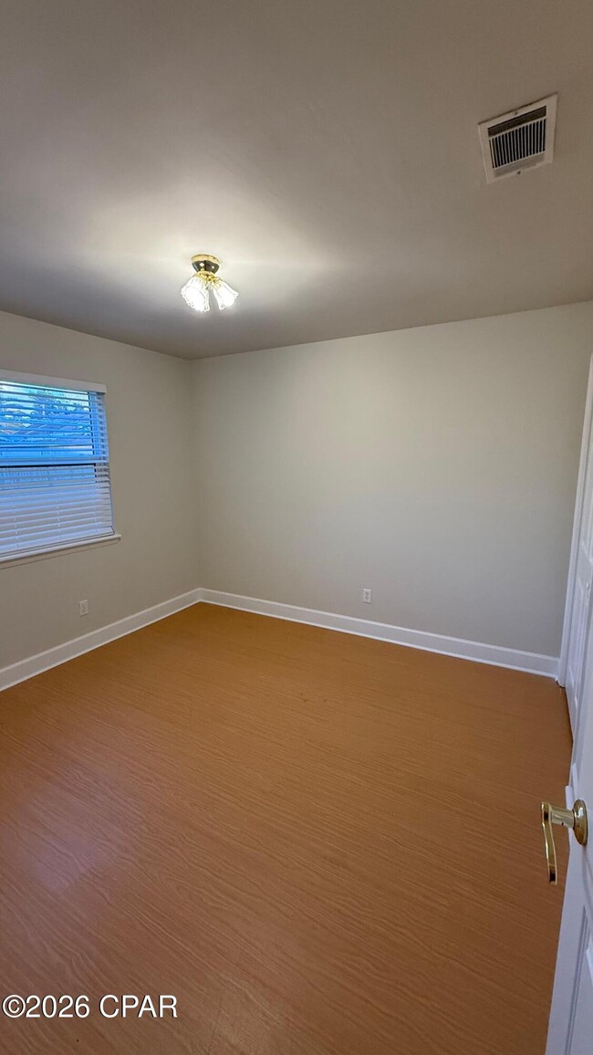Photo - 127 Kacy Ln