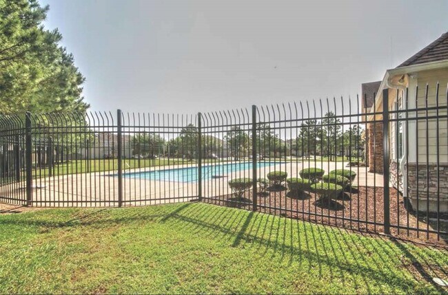 14403 Fairbuff Ln
