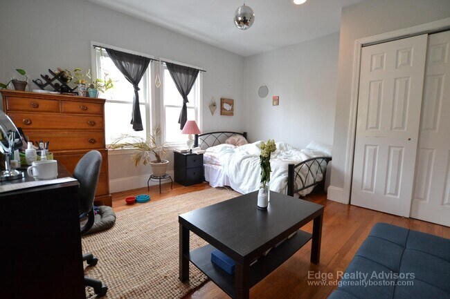 Photo - 32 Long Ave Unidad 1