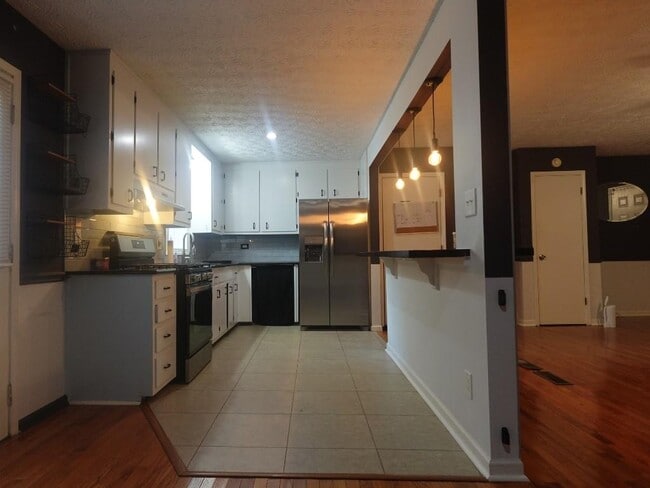 Building Photo - 3820 Menloe Way Rental