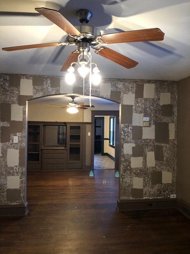 Building Photo - 812 Swift Ave Unit 812