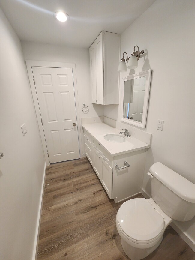 Photo - 730 Walnut Dr