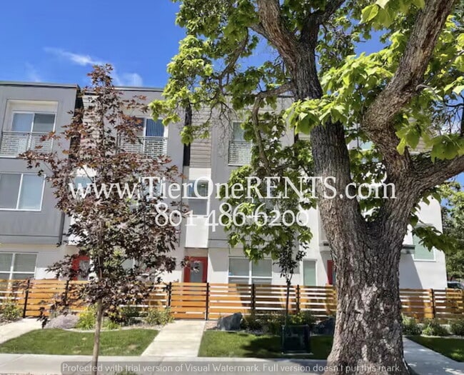 Photo - ** Limited Time Offer ** $500 OFF your first month's RENT! Unit 105