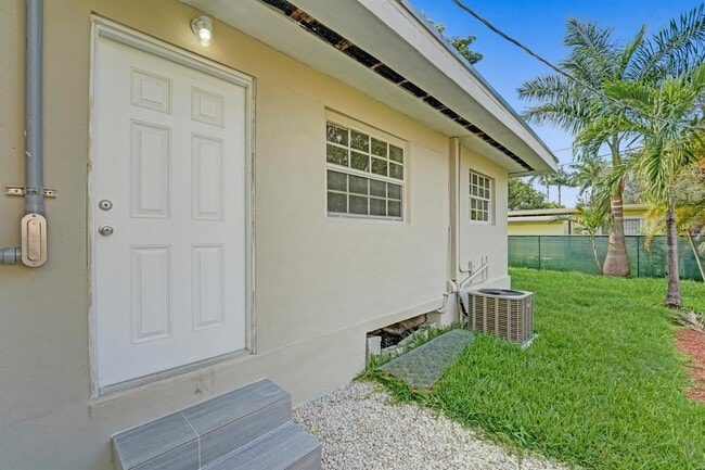 Photo - $1,995 435 NW 82ns Terrace Ter #2