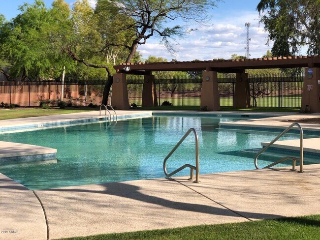 Photo - 11864 W Tonto St