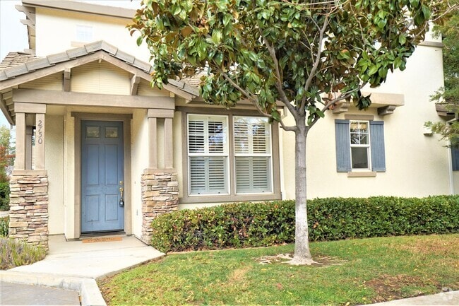 Building Photo - Beautifully Updated Home in Desirable Camp...