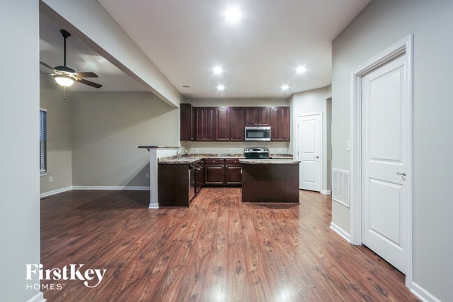 Photo - 8305 Wheatfield Dr