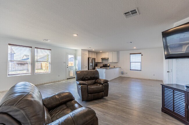 Photo - 4310 Fluvial Cir